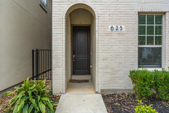 625 Surrey Ln in Flower Mound, TX - Building Photo - Building Photo