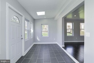 3200 Bunker Hill Rd in Mount Rainier, MD - Building Photo - Building Photo