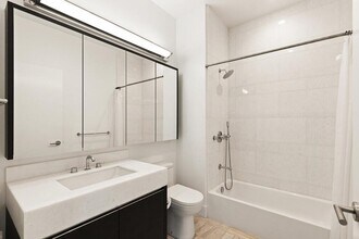 100 Lovejoy Pl, Unit 12F in Boston, MA - Building Photo - Building Photo