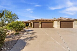 7592 E Monterra Way in Scottsdale, AZ - Building Photo - Building Photo