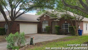 210 Tapwood Ln in Cibolo, TX - Building Photo