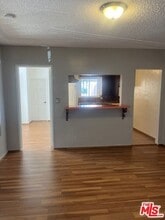 4281 S Hobart Blvd in Los Angeles, CA - Building Photo - Building Photo
