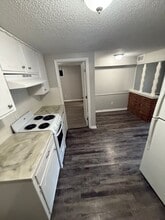 903 1/2 E Frederick St in Independence, MO - Building Photo - Building Photo