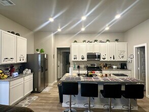 3618 Valencia Ave in Lubbock, TX - Building Photo - Building Photo