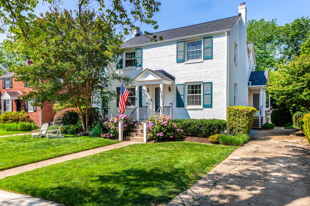 1932 N Kenilworth St in Arlington, VA - Building Photo