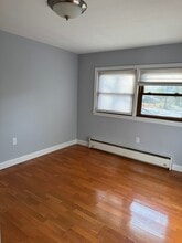 38 Vine St in Saugus, MA - Building Photo - Building Photo