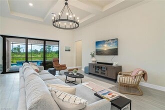 17462 Elkgrove Ln in Estero, FL - Building Photo - Building Photo