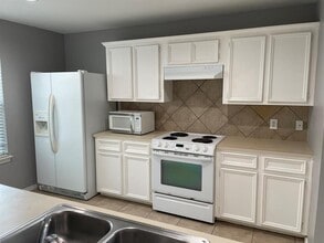 6906 Woodridge Row Dr in Houston, TX - Building Photo - Building Photo