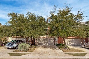 403 Teague Dr in Lewisville, TX - Building Photo