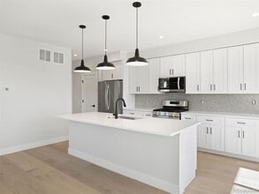4666 W 9th Ave in Denver, CO - Building Photo - Building Photo