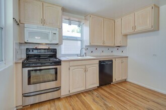 3232 S Fox St in Englewood, CO - Building Photo - Building Photo