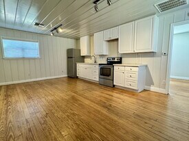 2107 14th St in Lubbock, TX - Building Photo