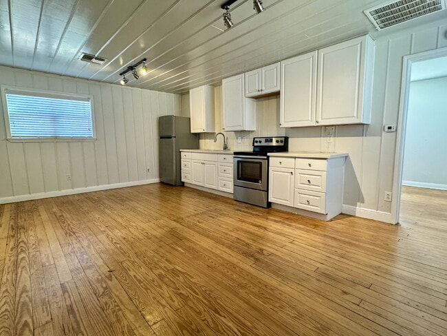 property at 2107 14th St