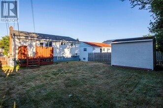 30 Lloyd Crescent in St John's, NL - Building Photo - Building Photo