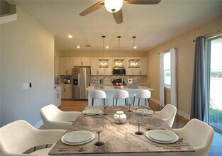 34480 Wynthorne Pl in Wesley Chapel, FL - Building Photo - Building Photo