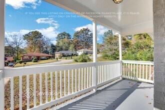 2032 Rebecca Ln in Decatur, GA - Building Photo - Building Photo