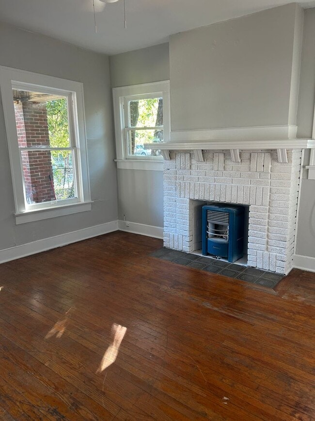 property at 909-911 Sunset Ave