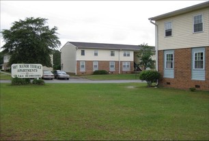Shy Manor Terrace Apartments in Moultrie, GA - Building Photo