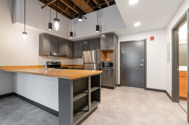 Painters Row in Louisville, KY - Building Photo - Interior Photo