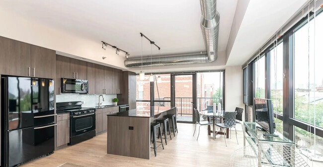 211 W Scott St in Chicago, IL - Building Photo - Building Photo