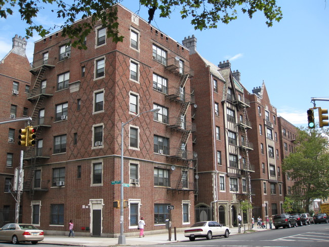 Buckingham Hall Apartments in Brooklyn, NY - Building Photo - Building Photo