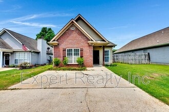 195 Hidden Creek Pkwy in Pelham, AL - Building Photo - Building Photo
