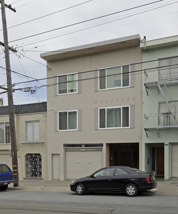 1571 Church St in San Francisco, CA - Building Photo