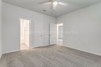 2407 N Hickory St in Sherman, TX - Building Photo - Building Photo