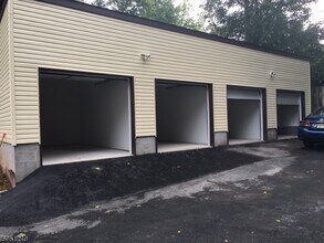 30 Riggs Pl in South Orange, NJ - Building Photo - Building Photo