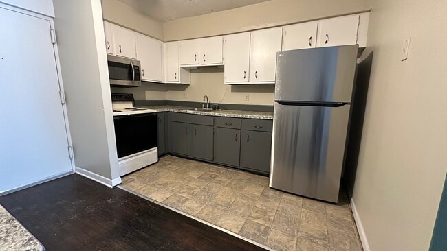 property at 581 Crown St