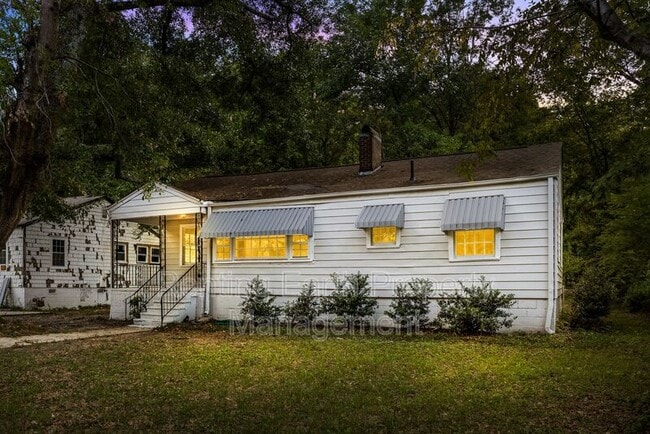 property at 832 Meadowbrook Dr