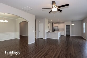 16021 Pela Croix Dr in Charlotte, NC - Building Photo - Building Photo