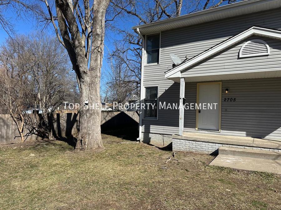 2705 51st St in Des Moines, IA - Building Photo