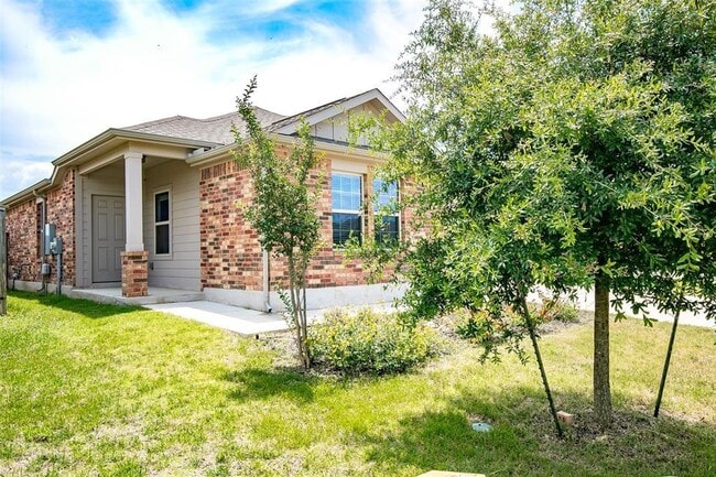 113 George Kimble Cv in Bastrop, TX - Building Photo - Building Photo