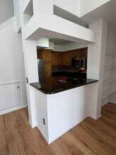 94 Wescott Rd in Bedminster, NJ - Building Photo - Building Photo