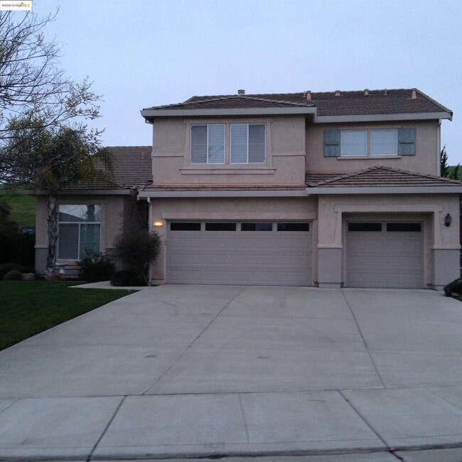 property at 4517 Buckeye Ct
