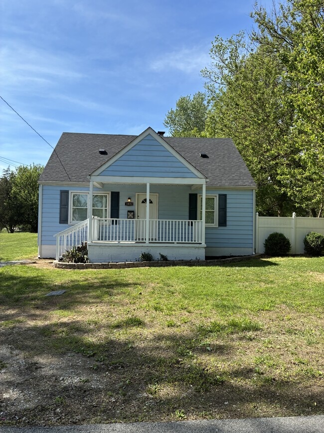 property at 1022 Virginia Ave