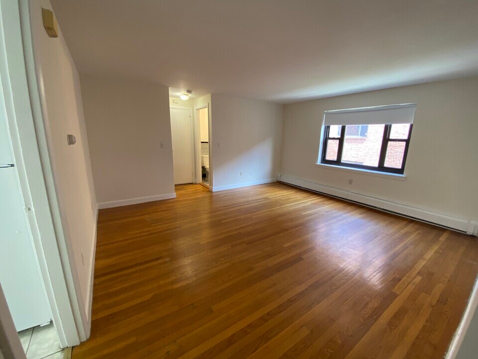 46 Harvard Ave, Unit 3 in Brookline, MA - Foto de edificio