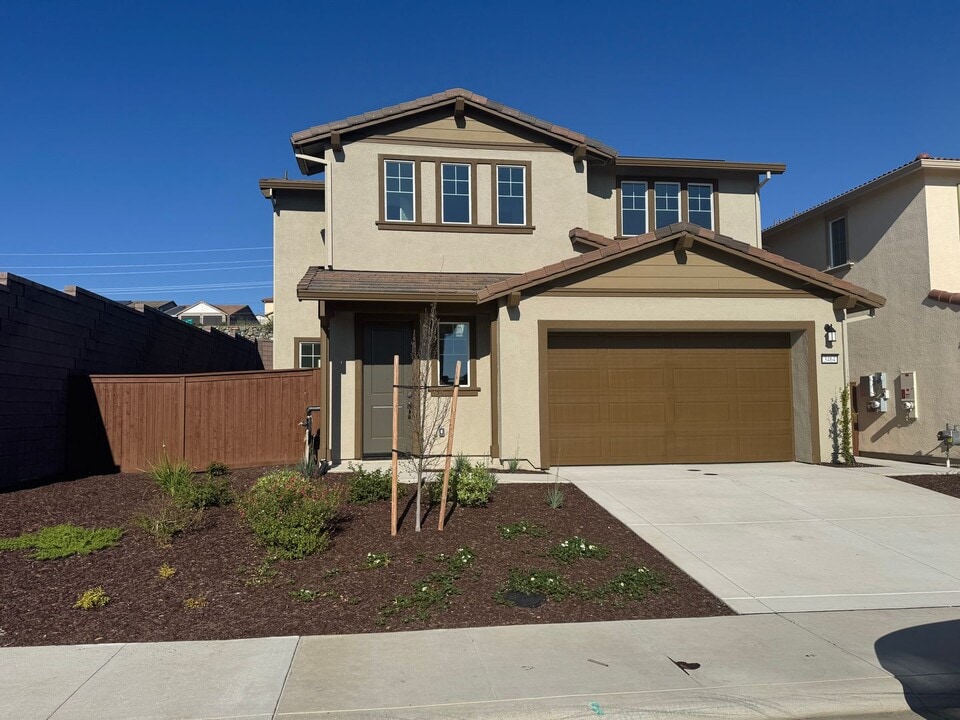 3464 Hampton Dr in Folsom, CA - Building Photo