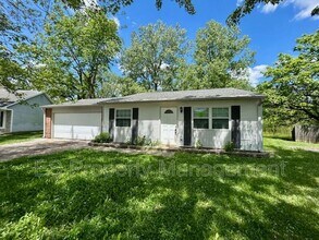 5814 La Fleur Ct in Indianapolis, IN - Building Photo - Building Photo