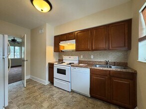 500 S Beach St in Daytona Beach, FL - Building Photo - Building Photo