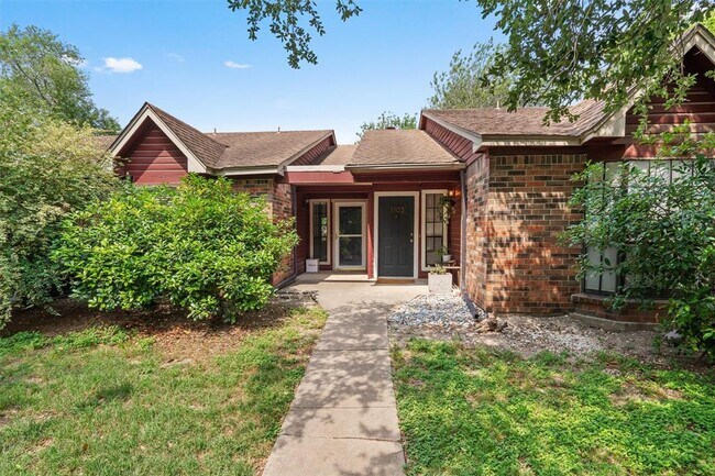 property at 1601 Faro Dr