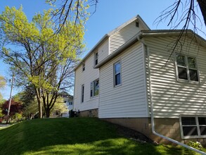 622 W 18th St in Cedar Falls, IA - Building Photo - Building Photo