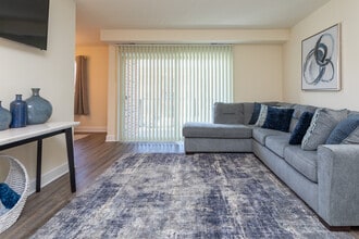 Painters Mill Apartments in Owings Mills, MD - Foto de edificio - Interior Photo