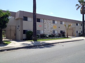 330 W. 223rd St. in Carson, CA - Building Photo - Building Photo