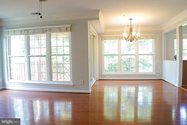 2816 Emma Lee St in Falls Church, VA - Building Photo - Building Photo