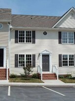 1810 Broadway St, Unit Unit 106 in Lynchburg, VA - Building Photo
