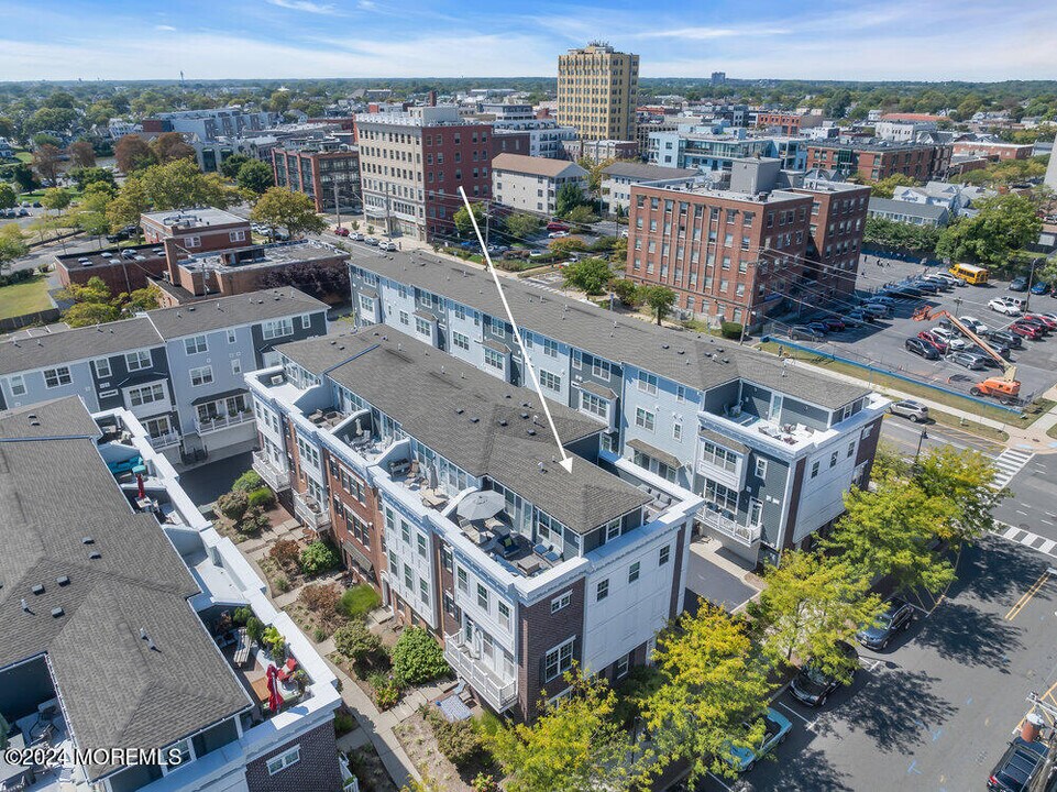 412 Sewall Ave in Asbury Park, NJ - Building Photo