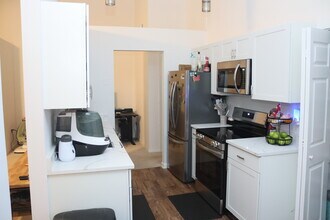 9553 Battery Heights Blvd, Unit #402 in Manassas, VA - Foto de edificio - Building Photo