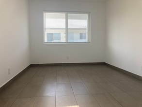 3201 Broadway in West Palm Beach, FL - Foto de edificio - Building Photo
